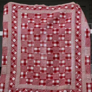 Very Charming Red n White Checkered Quilt